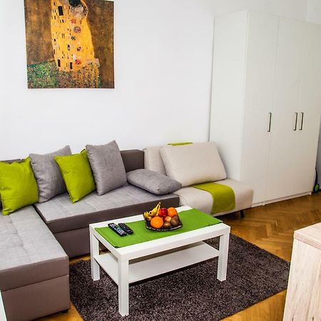 Vienna Lights Apartments - Karmarschgasse Екстериор снимка